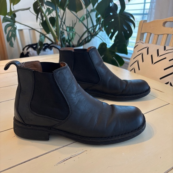 b.o.c. Other - B.O.C. BORN Concept Men’s Leather Chelsea Boot Size 10/42 Black